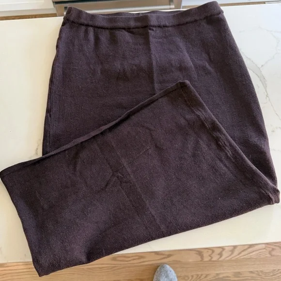 Gap CashSoft Midi Skirt, Size S, Worn Once - Picture 2 of 2